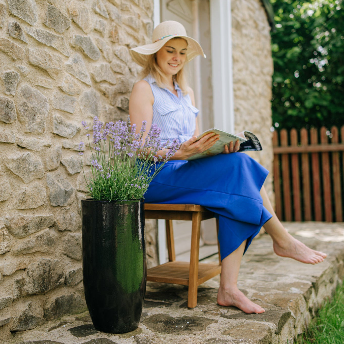 Keramicky kvetináč Athena - Čierny