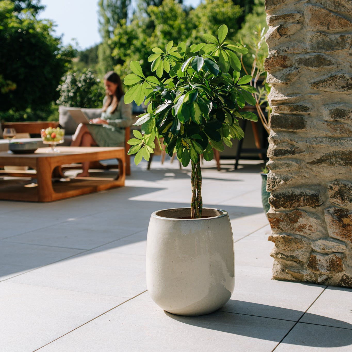 Keramický kvetináč Socrate – Krémová