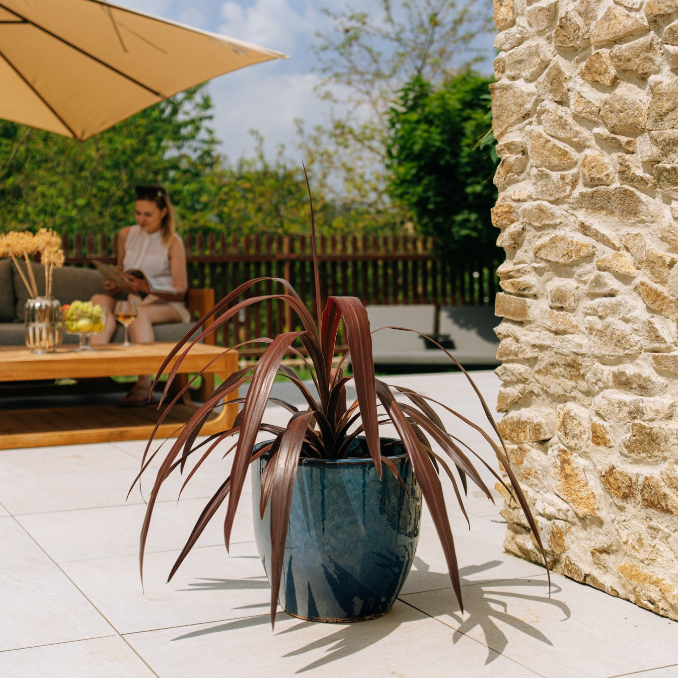 Keramický kvetináč LANCELOT - Azúrovo modrá