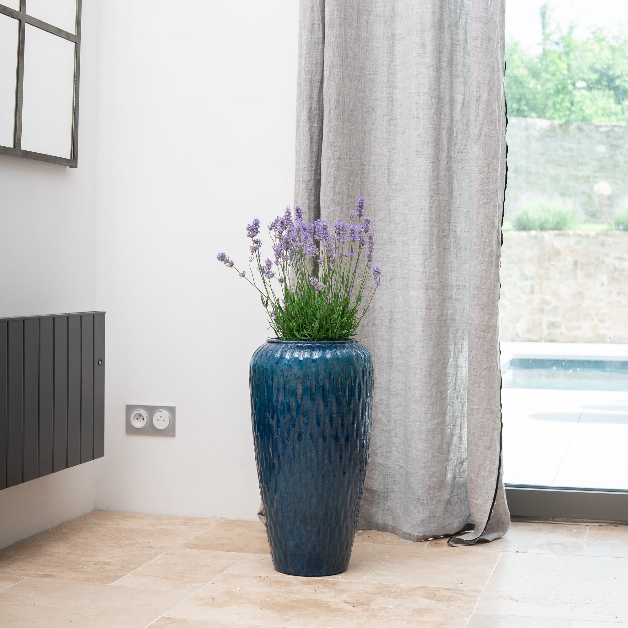 Keramický kvetináč Pompadour - Azúrovo modrá