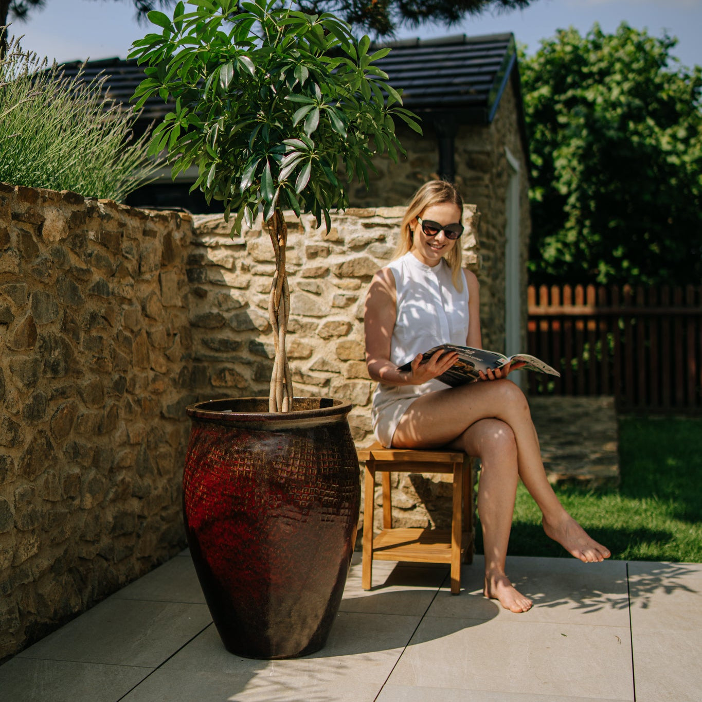 Keramicky kvetináč Poseidon - Tehlovo červená