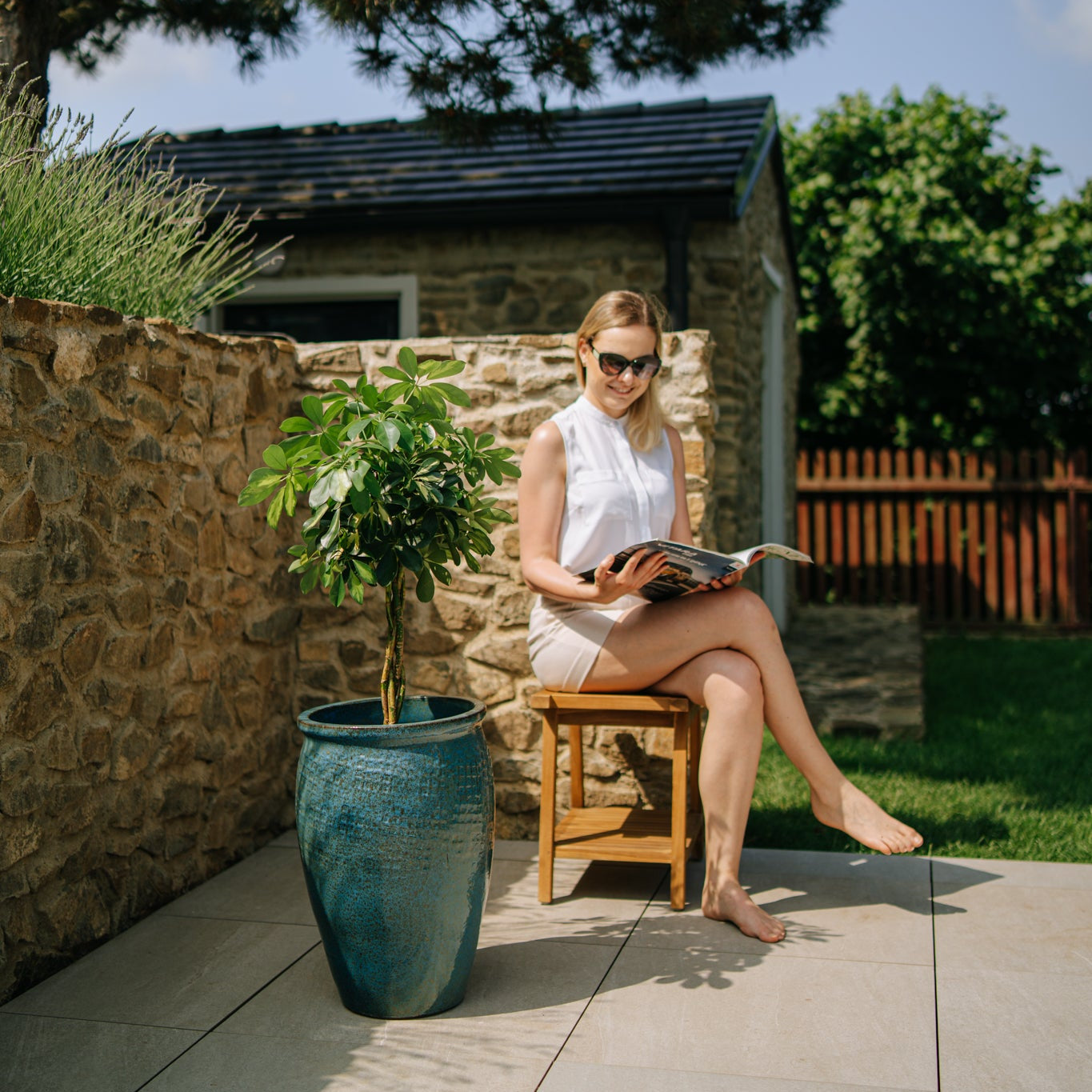 Keramicky kvetináč Poseidon - Oceľovo modrá