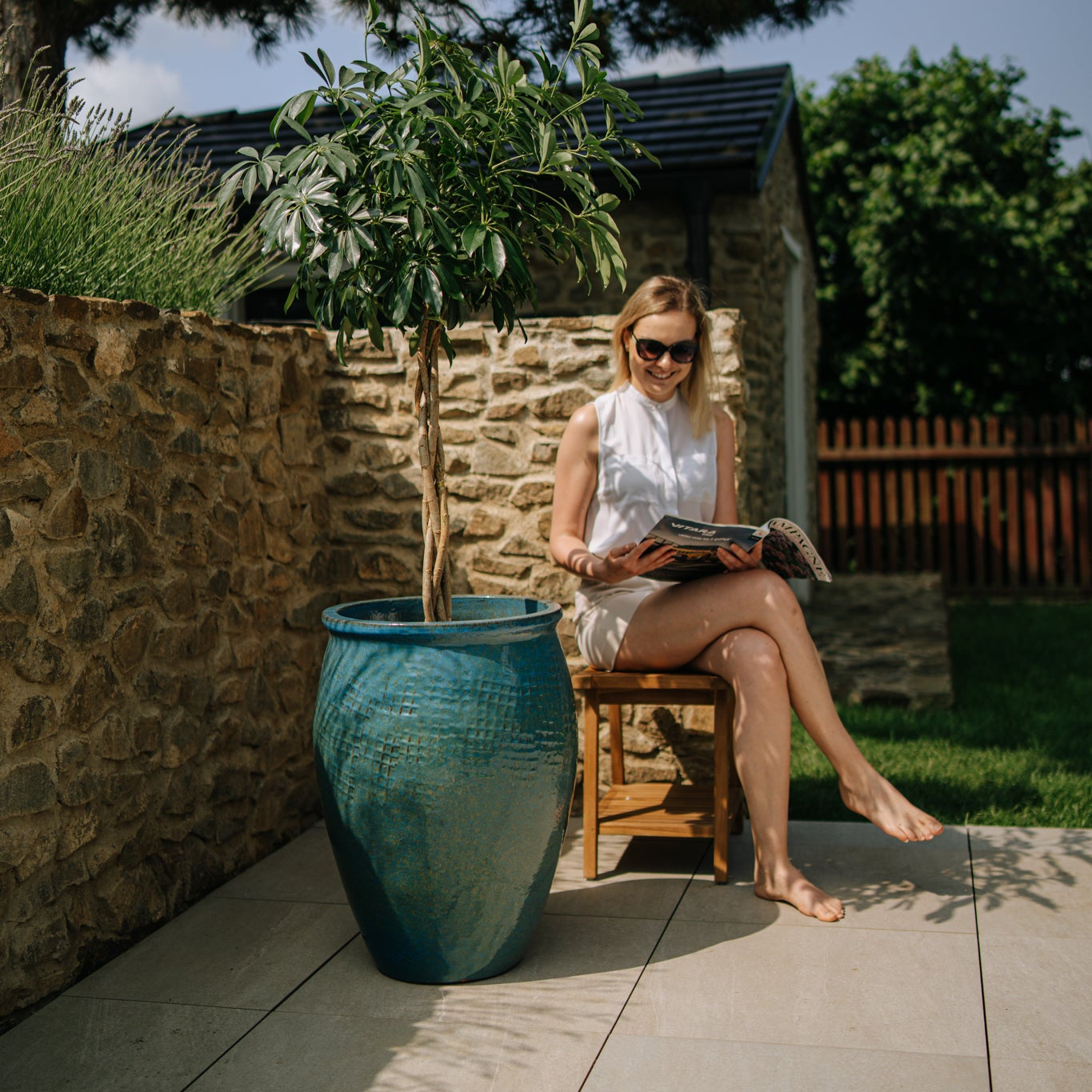 Keramicky kvetináč Poseidon - Oceľovo modrá