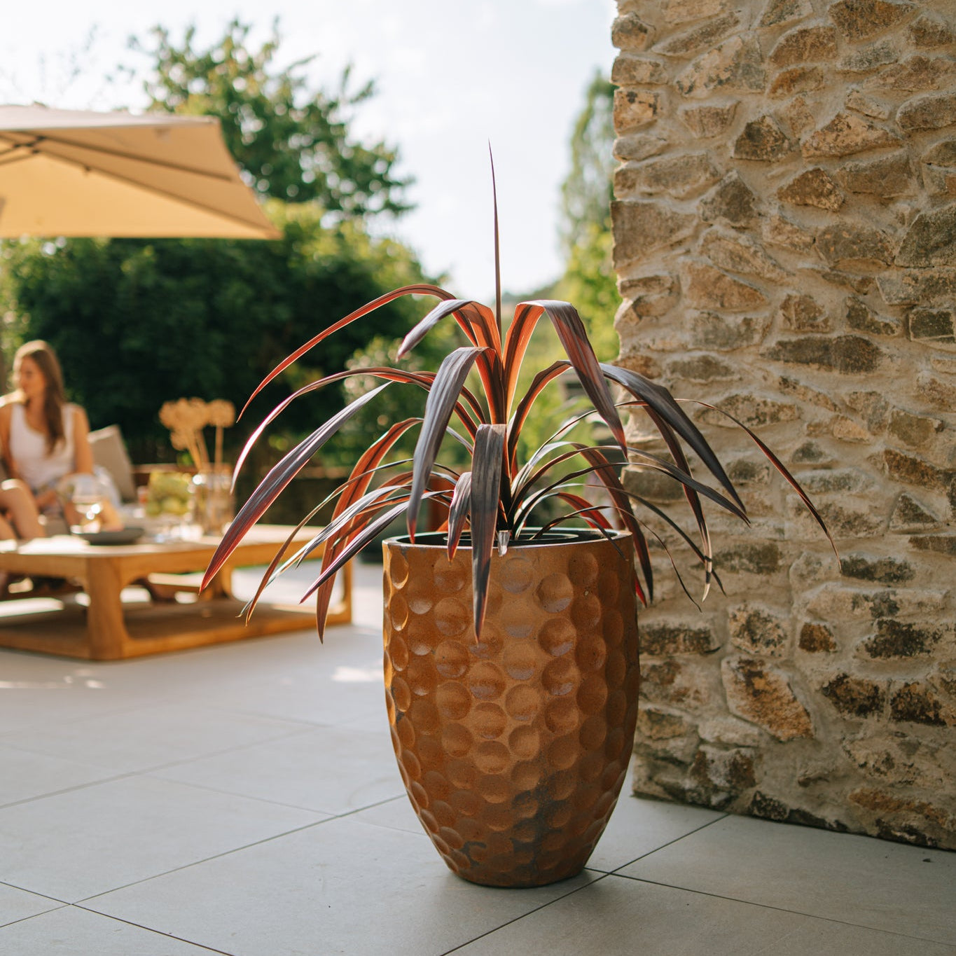 Keramický kvetináč MEROVEE - Antická hrdza