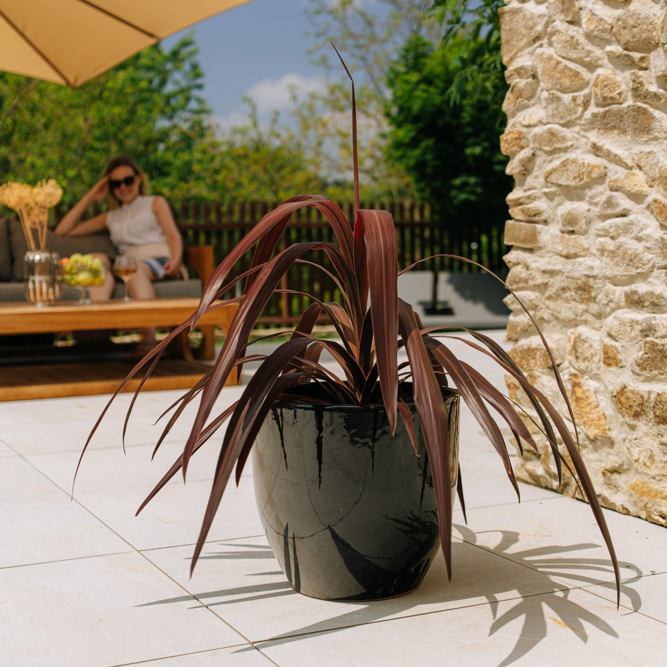 Keramický kvetináč LANCELOT - Čierna