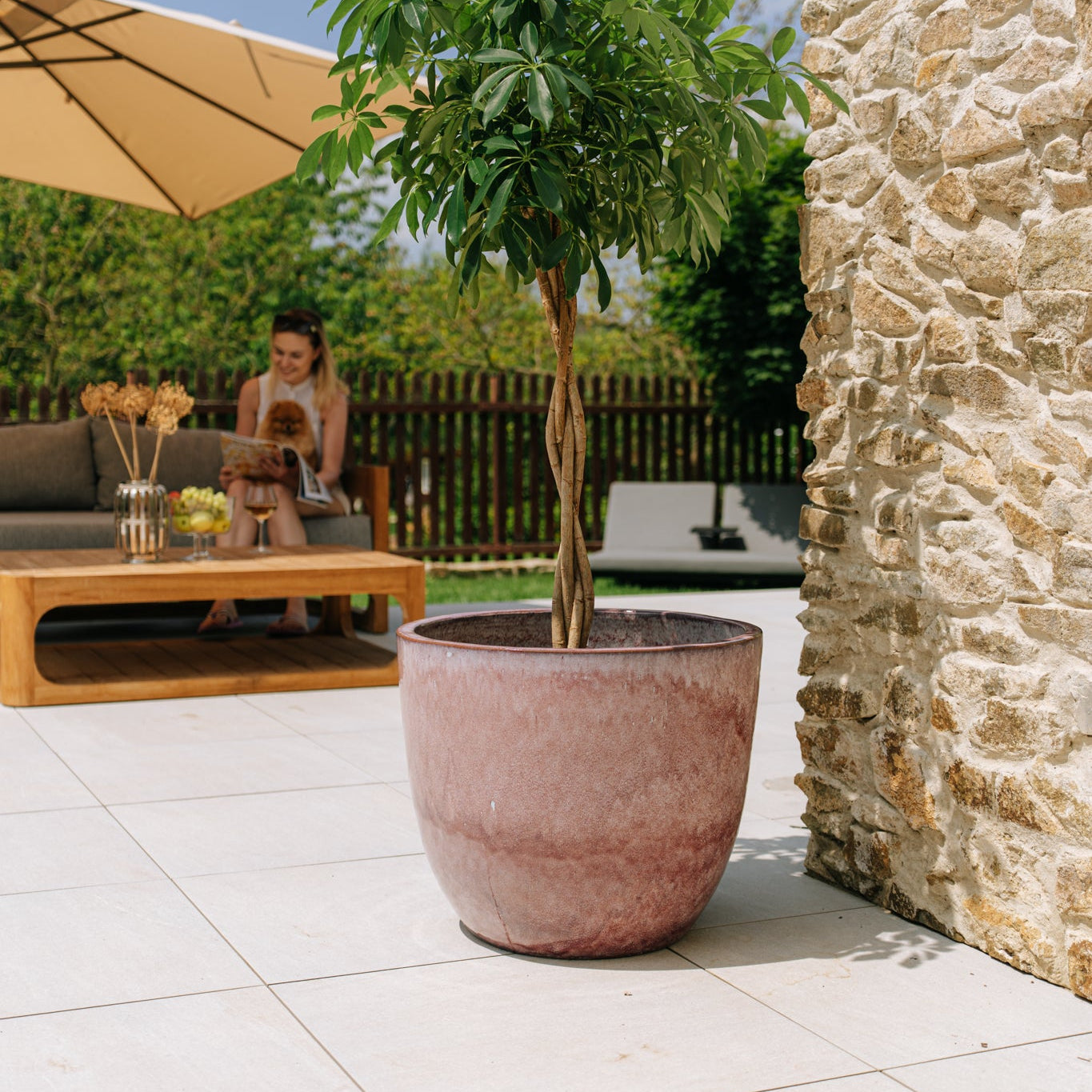 Keramický kvetináč LANCELOT Fialový – štýl Provence, robustný a elegantný