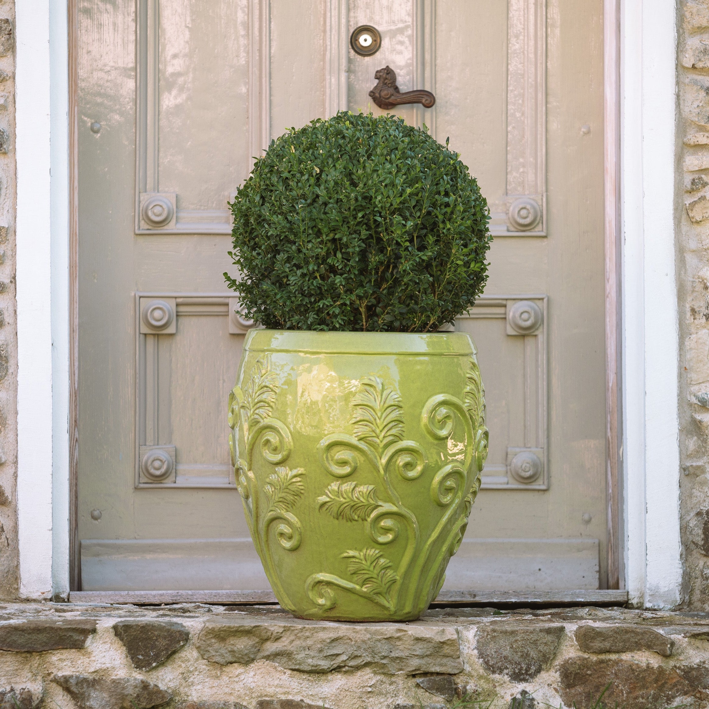 Keramický kvetináč Gaia - Olivovo zelená.