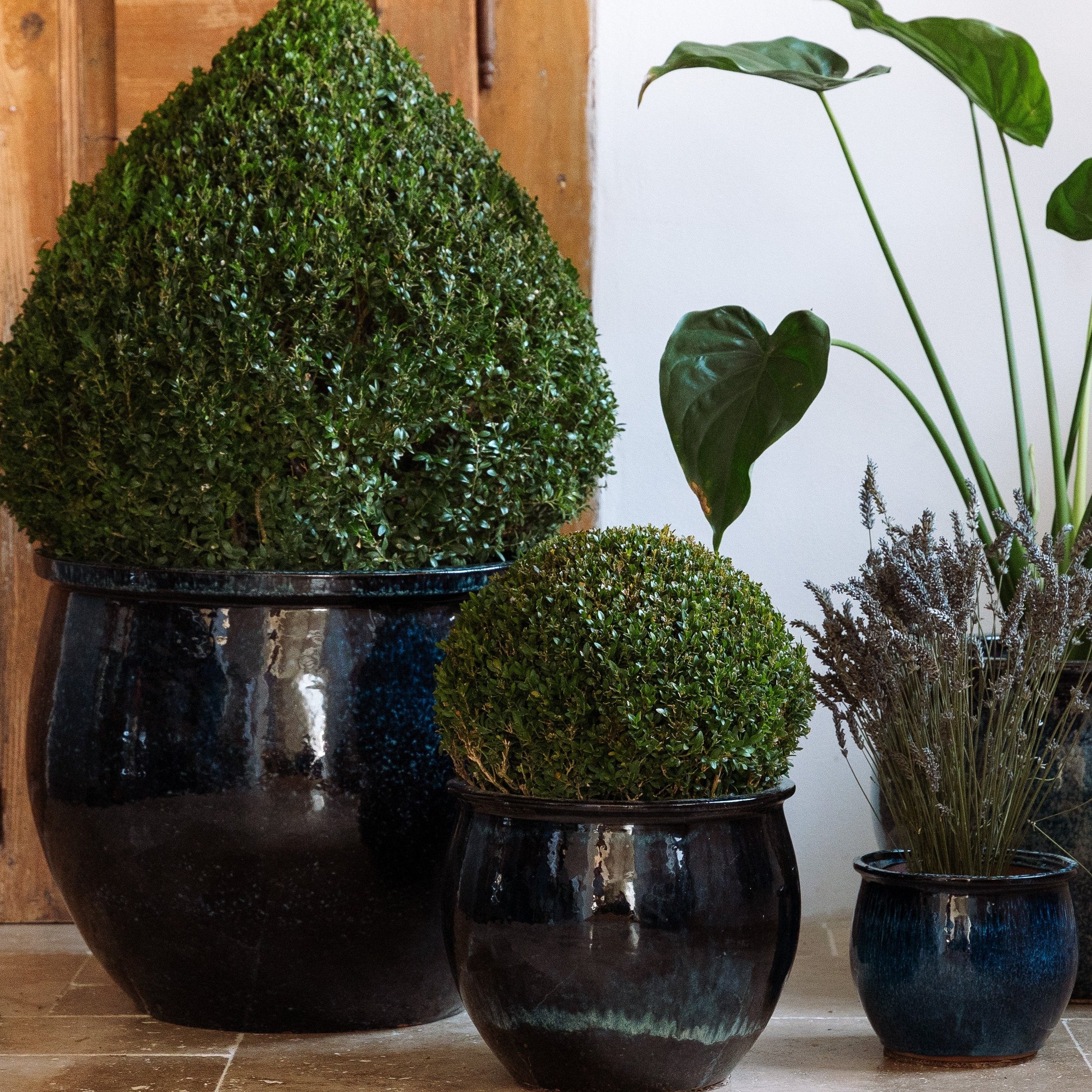 Keramický květináč Newton - Mořsky modrá - Provencelia.cz