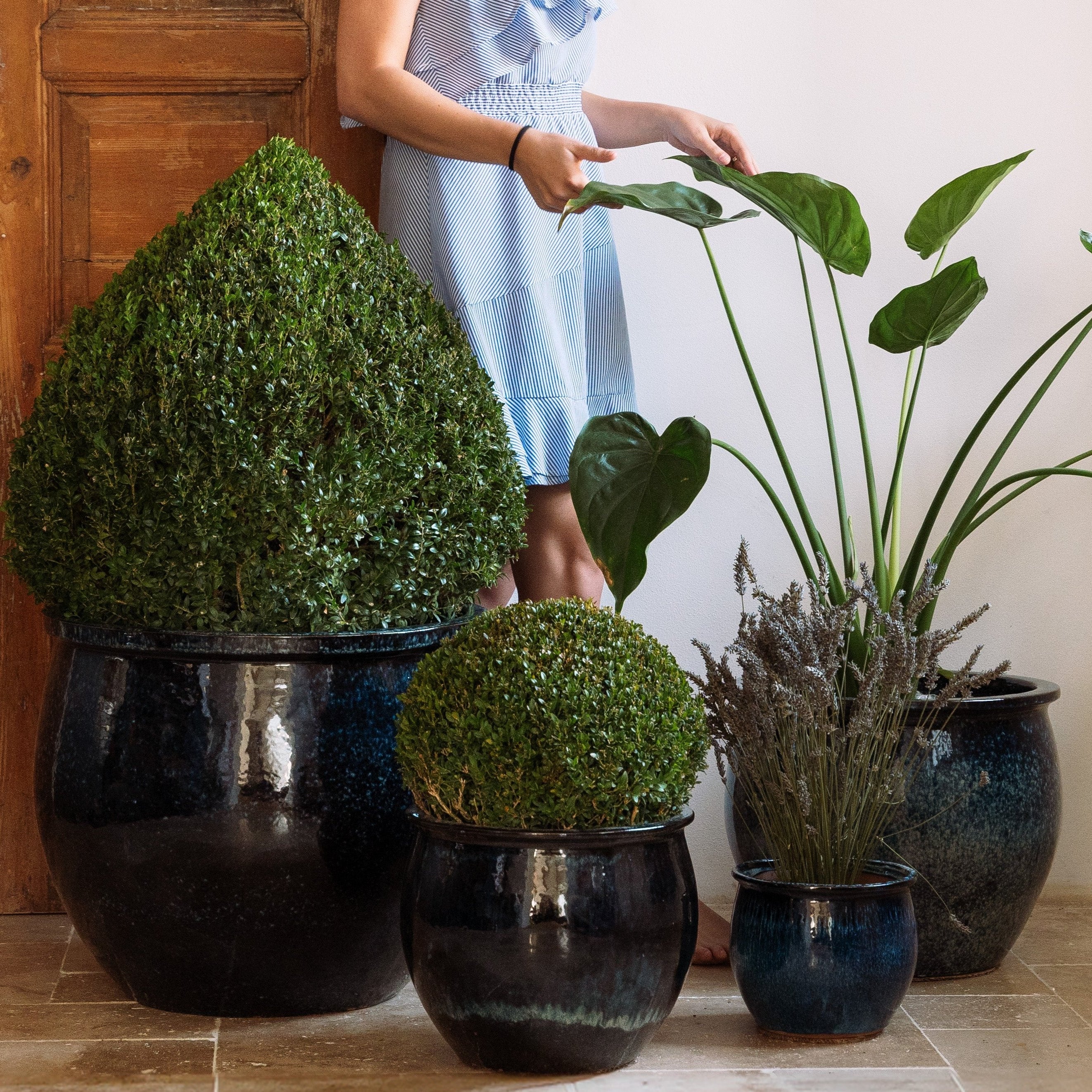 Keramický květináč Newton - Mořsky modrá - Provencelia.cz