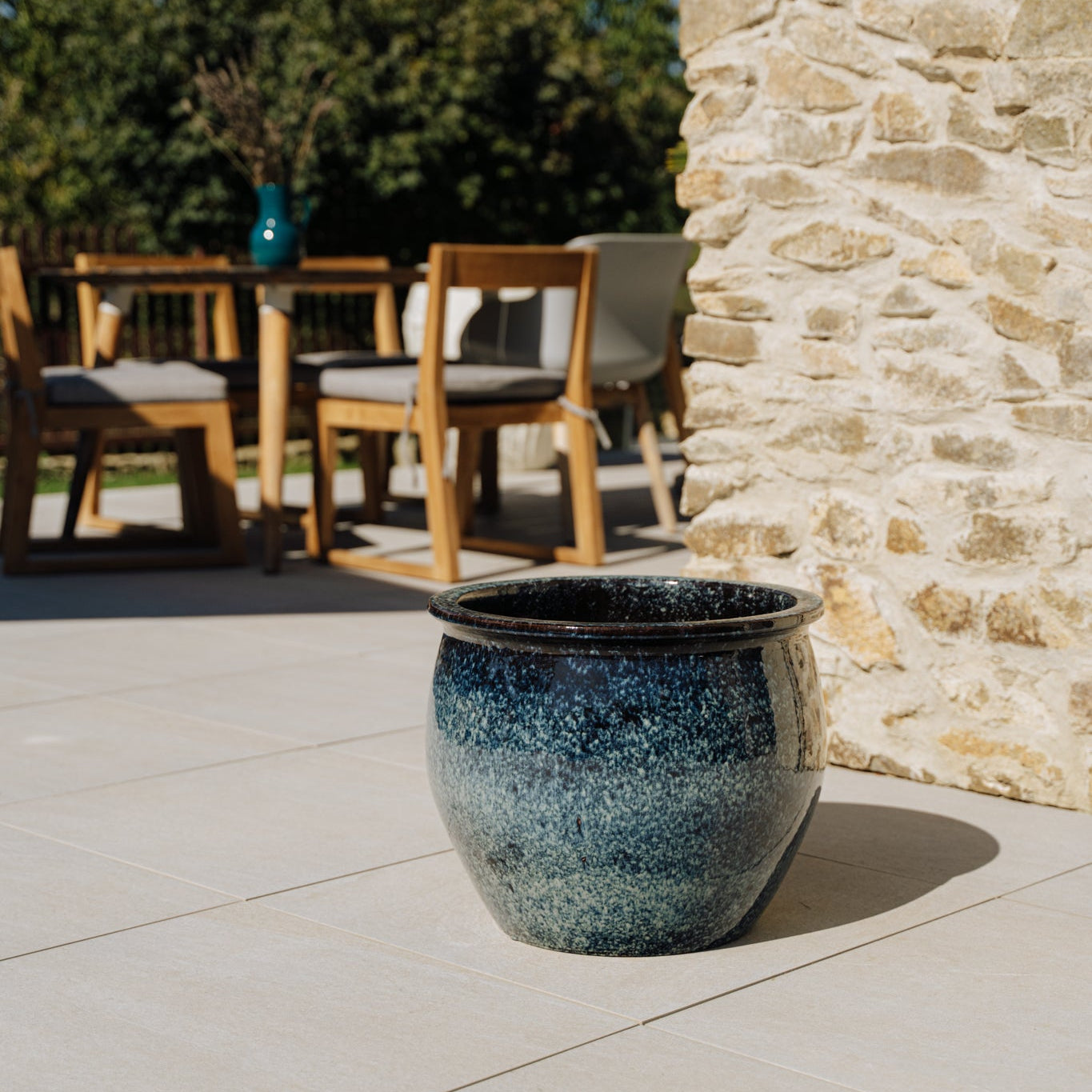 Keramický květináč Newton - Mořsky modrá - Provencelia.cz