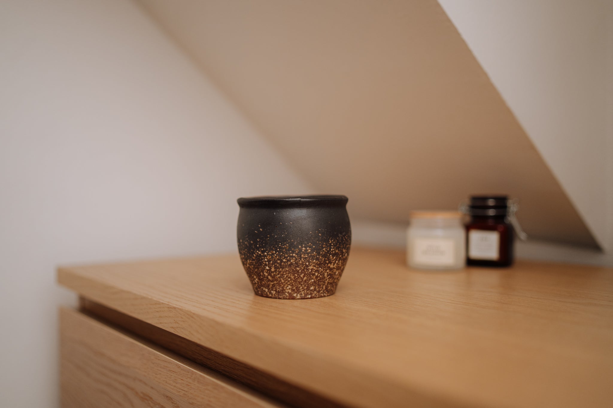 Náhodný mini kvetináč