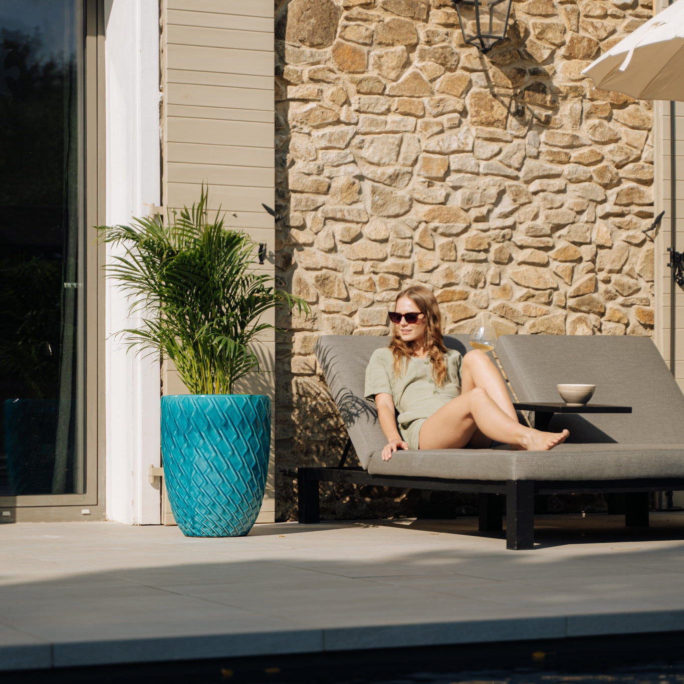 Keramický kvetináč Zeus - svetlomodrý