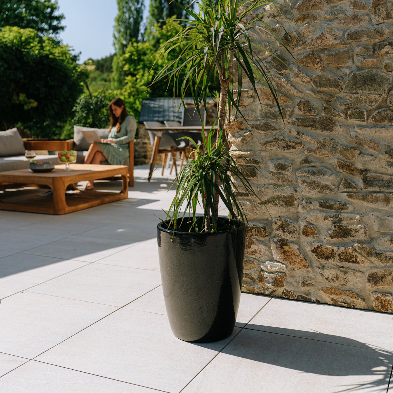 Keramicky kvetináč Mazarin - Čierna