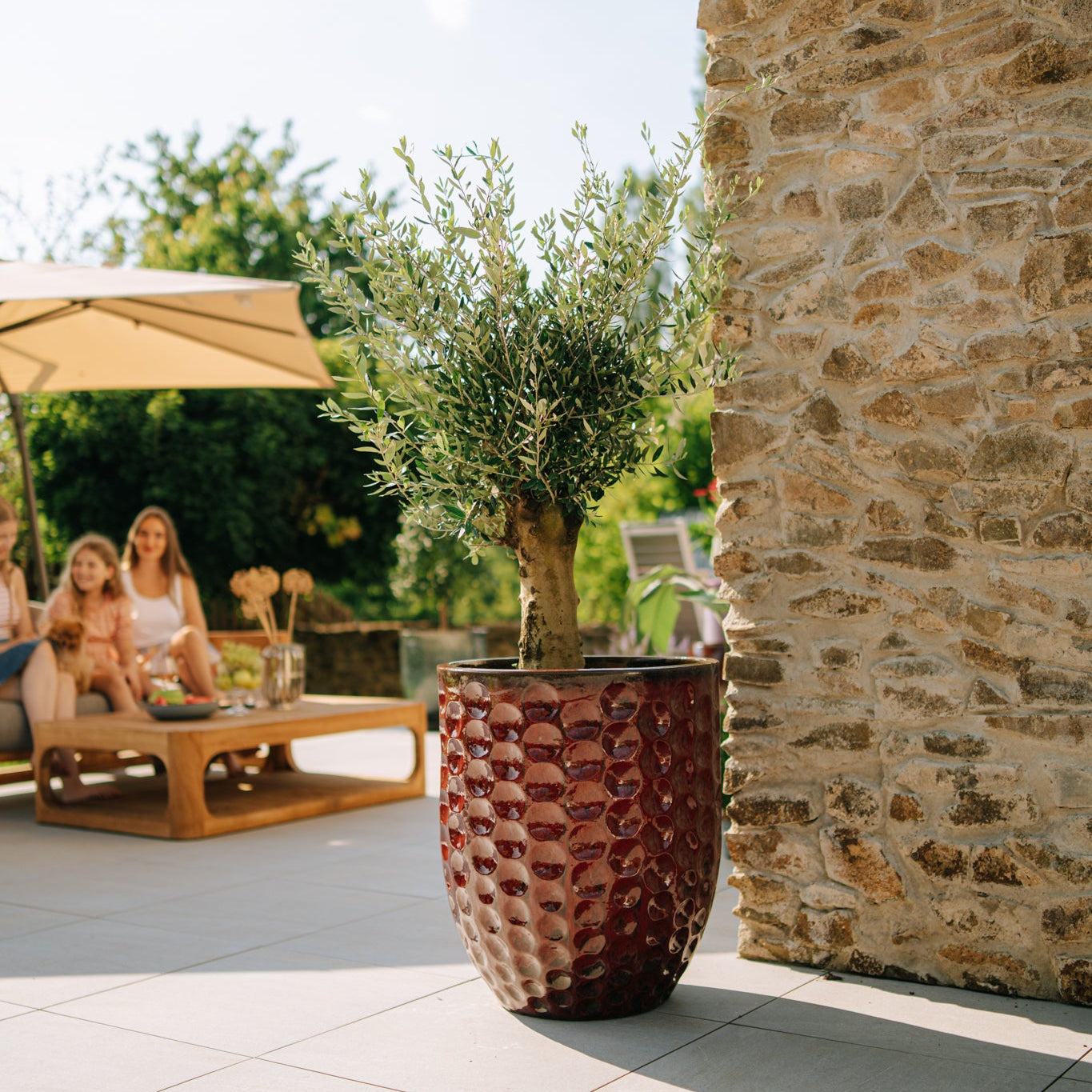 Provencelia MEROVEE Cihlově červená – prémiový keramický kvetináč, nadčasový dizajn