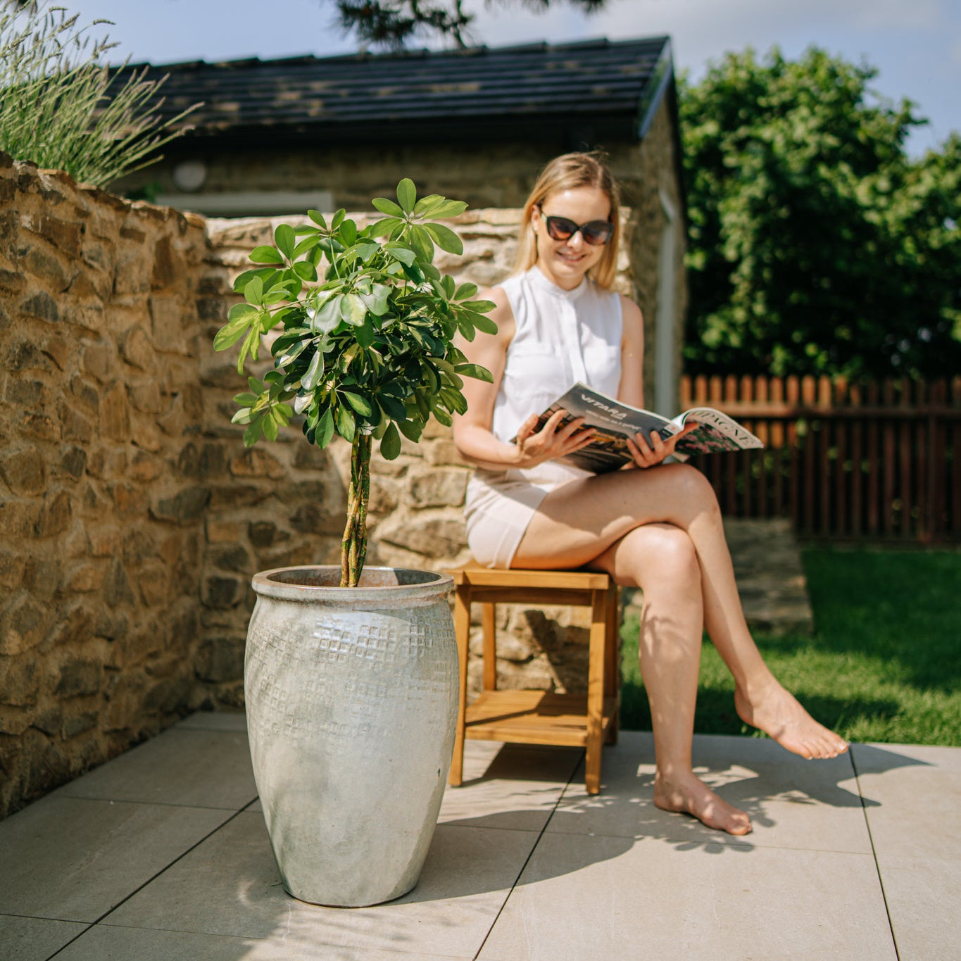 Keramicky kvetinac Poseidon - Perlová