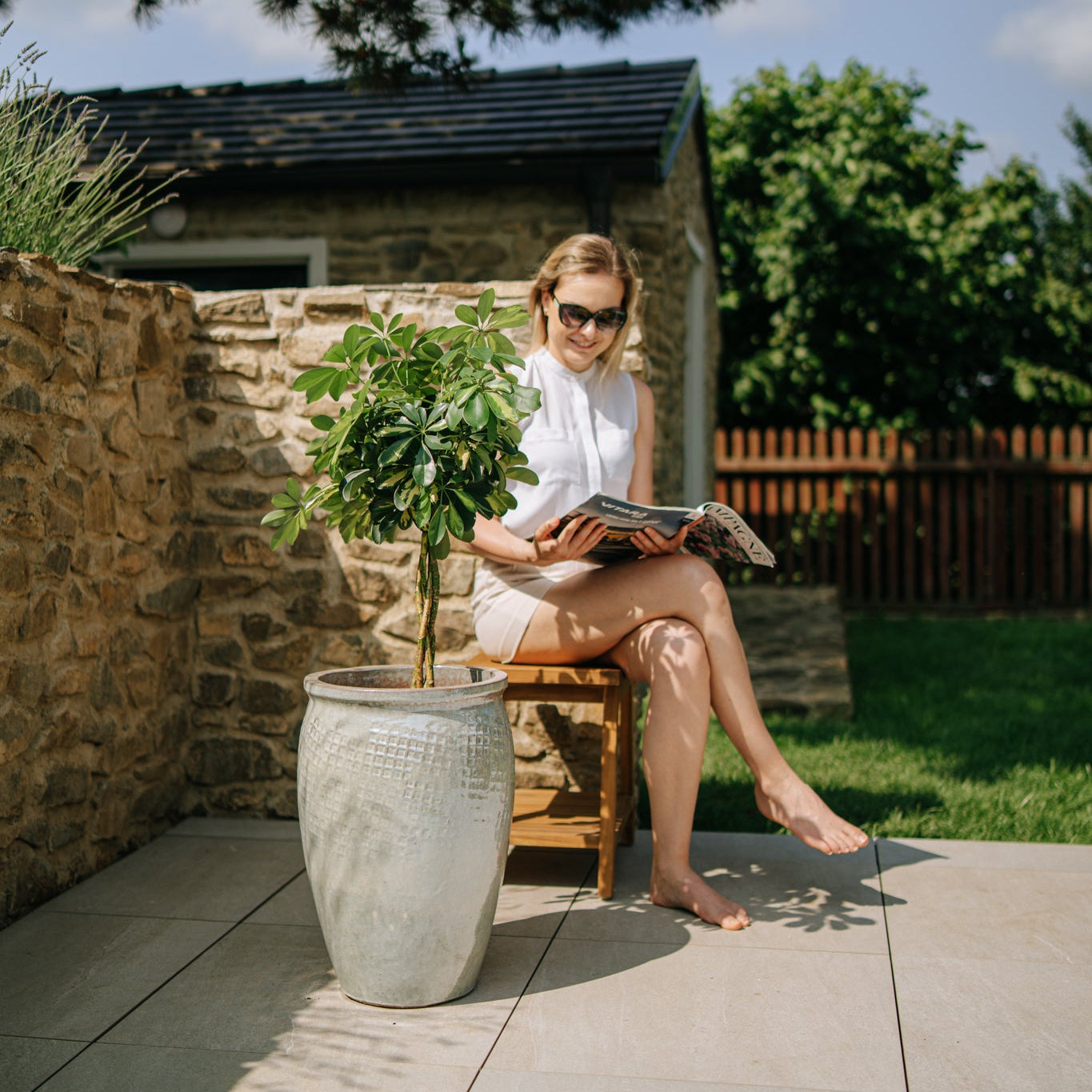 Keramicky kvetinac Poseidon - Perlová