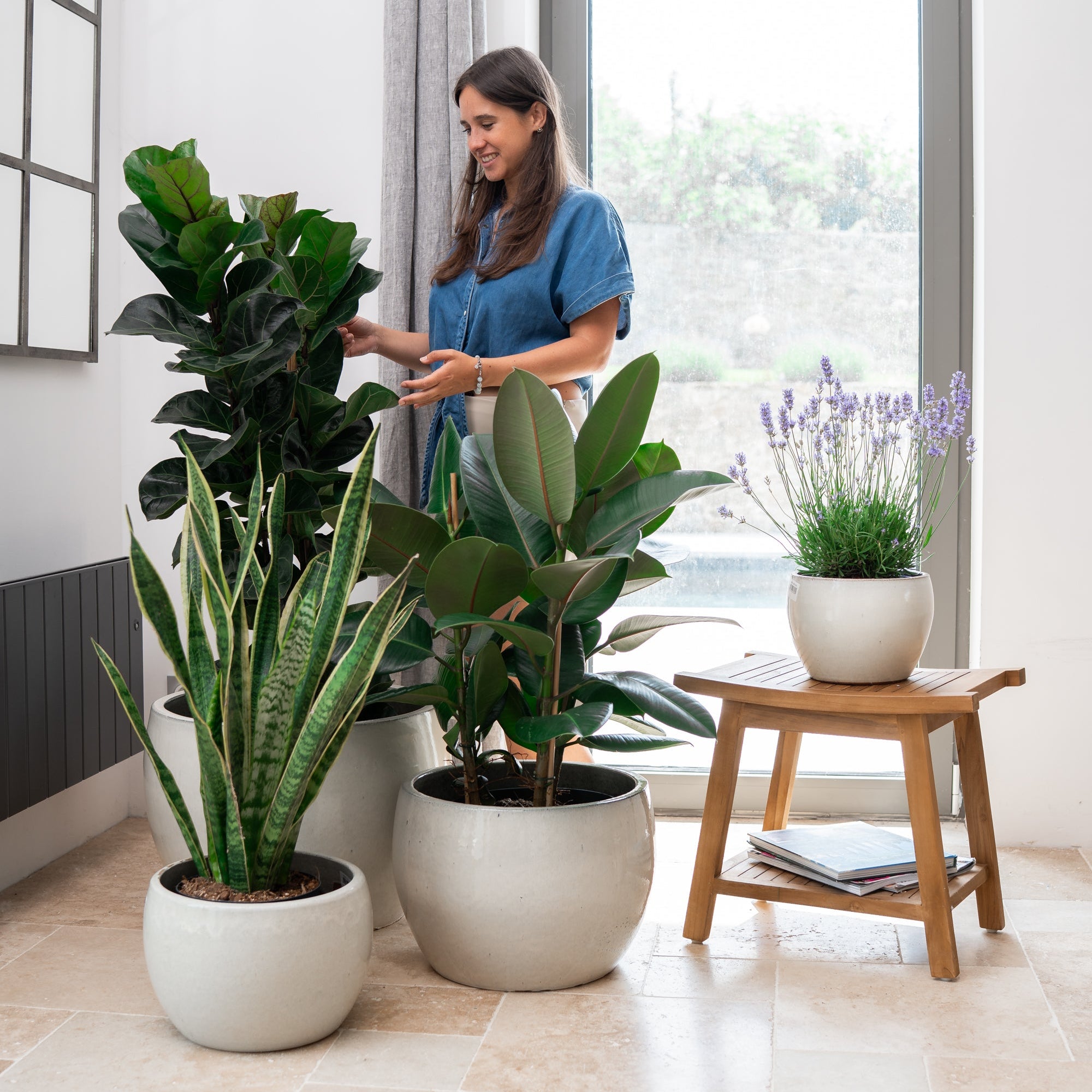 Keramicky kvetináč Romulus - Krémová