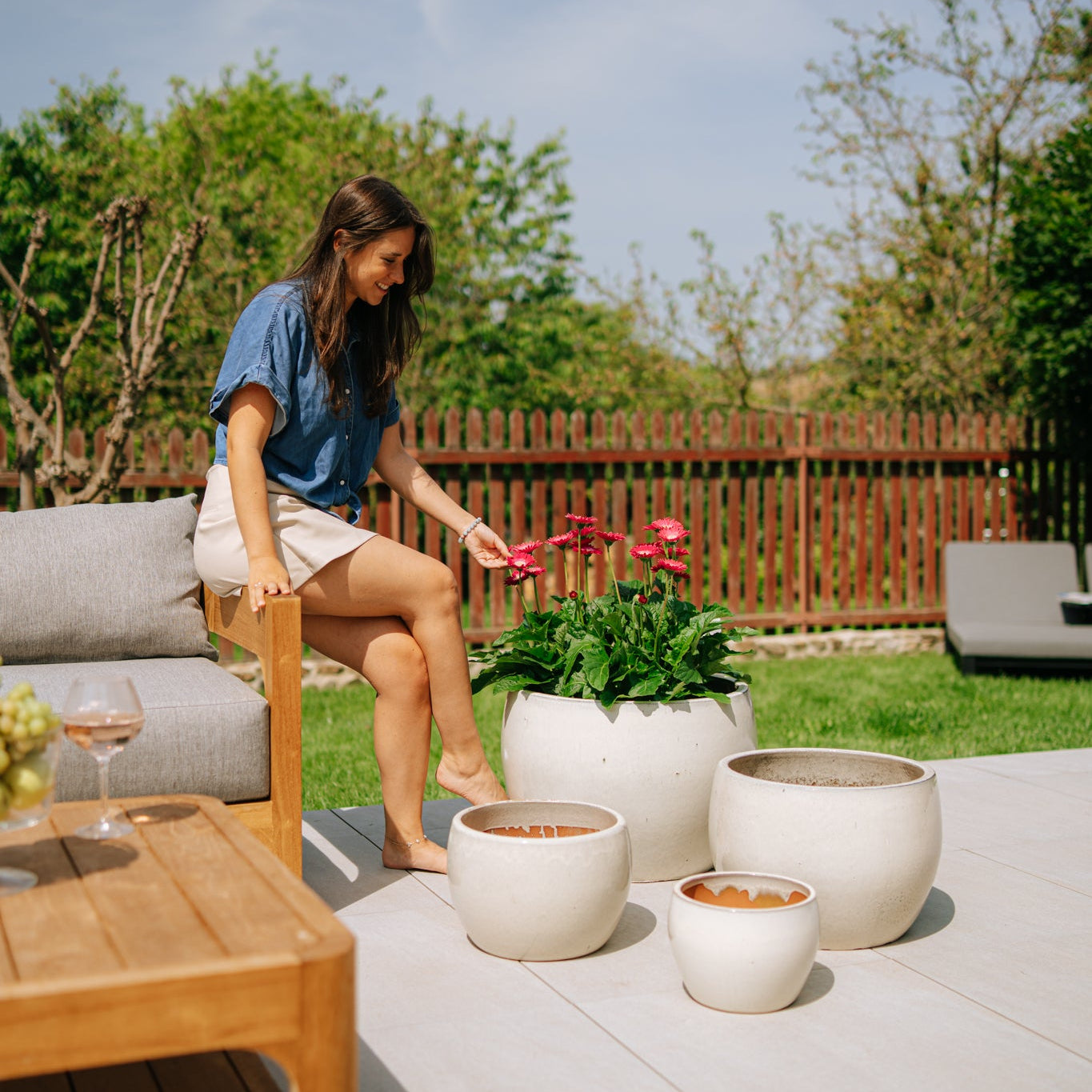 Keramicky kvetináč Romulus - Krémová