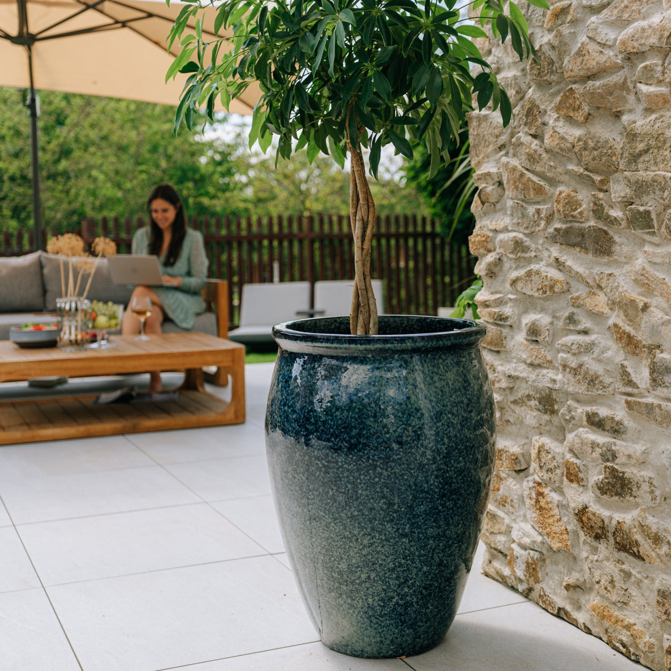 Keramický kvetináč BACCHUS – Ľadovo modrá