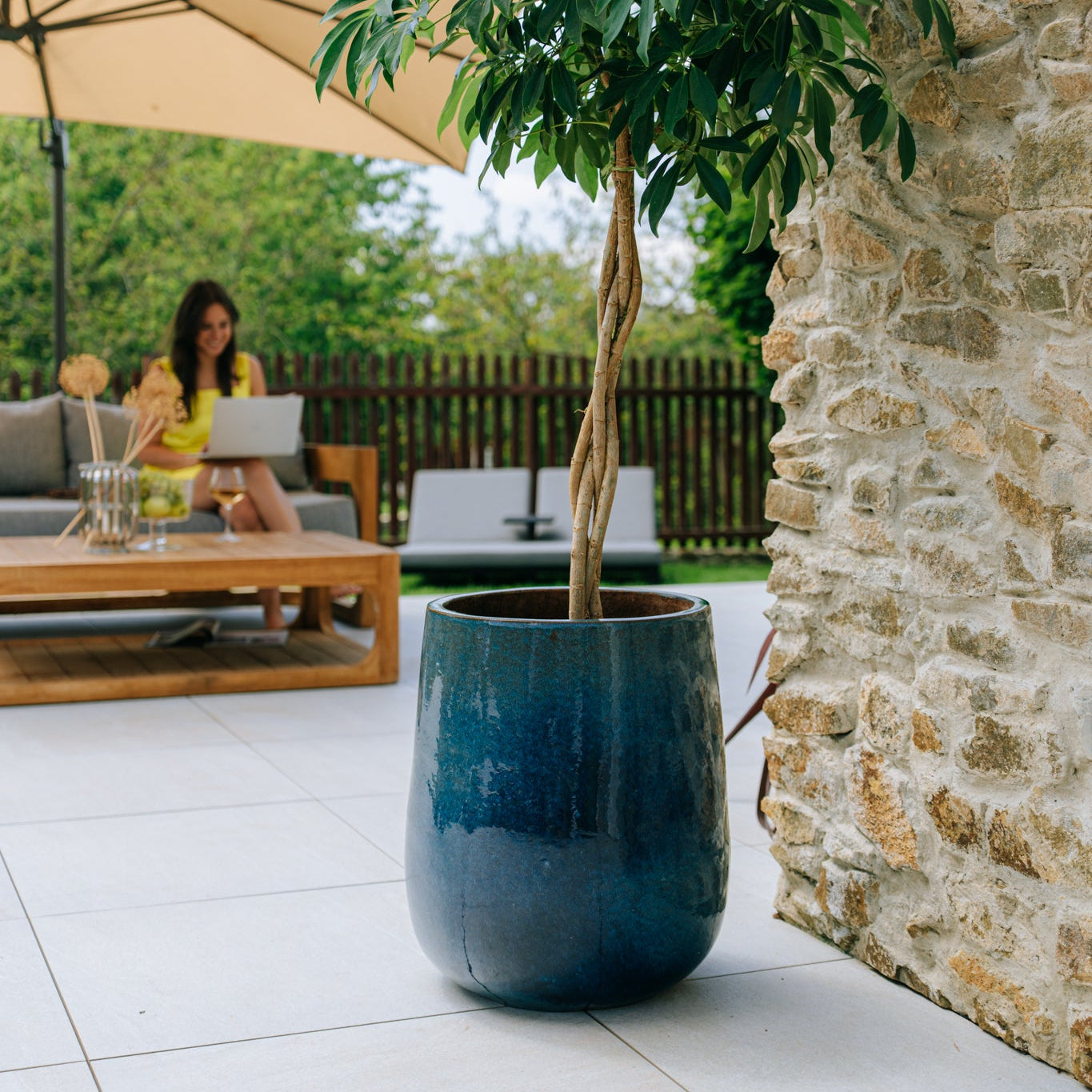 Keramický kvetináč DIANE azúrovo modrá – štýl Provence, robustný a elegantný