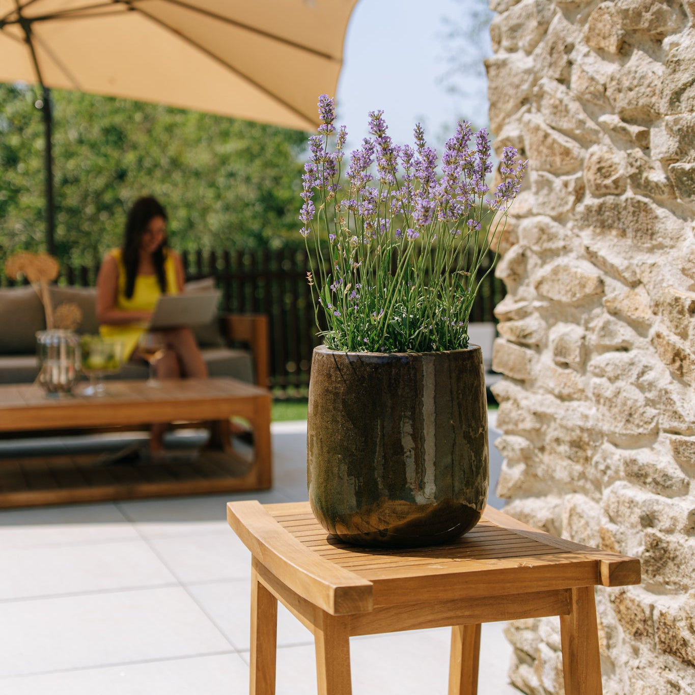 Keramický kvetináč Diane - Tropicky zelená