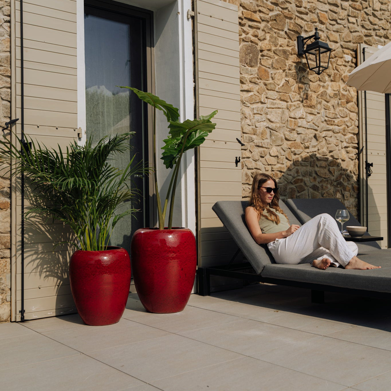 keramicky kvetinac galilee cerveny Provencelia.cz - Provencelia.cz