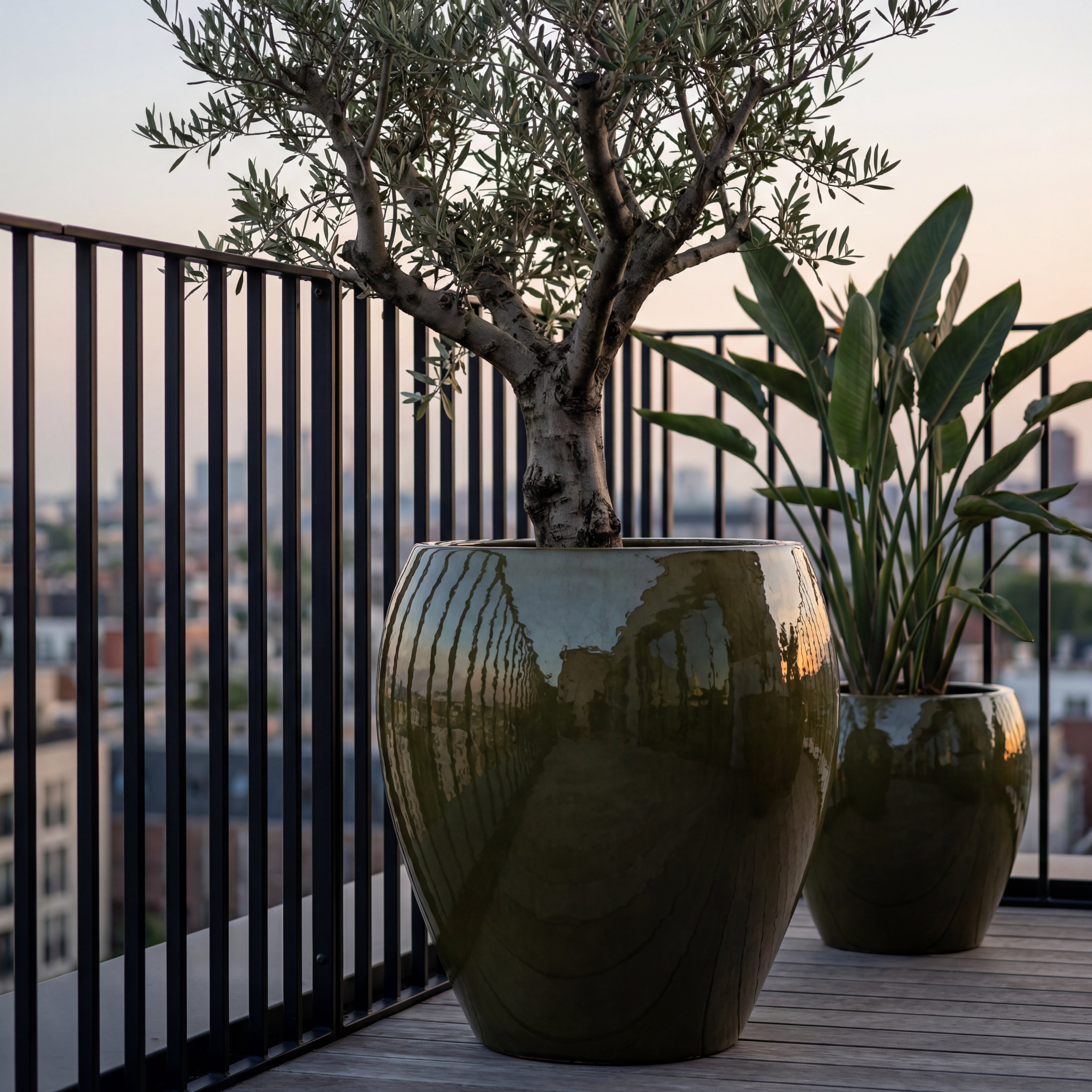 Keramický květináč LAFONTAINE - doplňující náhled