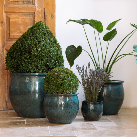 Keramický kvetináč Newton - Oceľovo modrá.