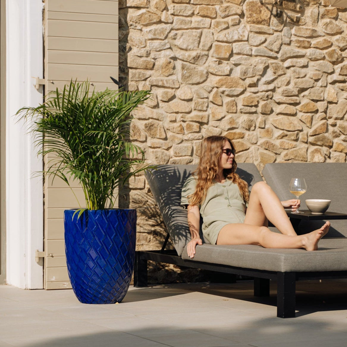 Keramický kvetináč Zeus - tmavo modrý.