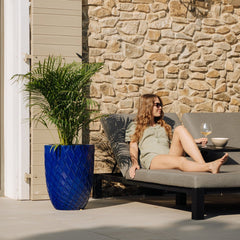 Keramický kvetináč Zeus - tmavo modrý.