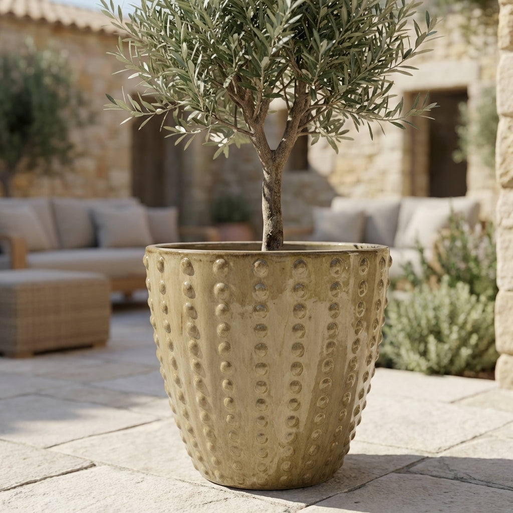 Ručně vyráběný glazurovaný keramický květináč Attila z terakoty v barvě broušený bronz